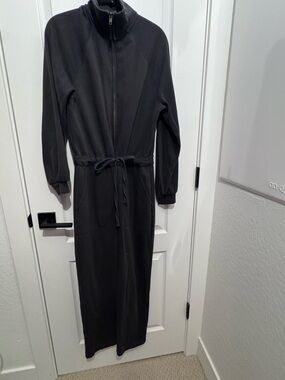 Universal Thread Black Zip-Front Sweatshirt Dress